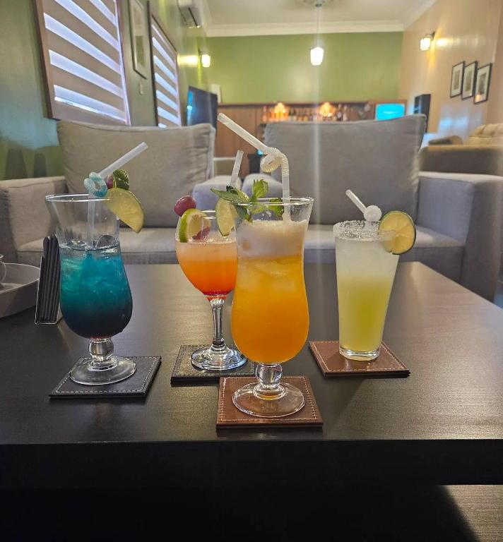 Paradise Lounge — Signature Cocktails